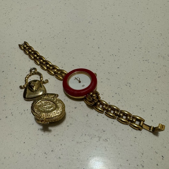 π― Auth Gucci bezel watch project pieces - Picture 1 of 10